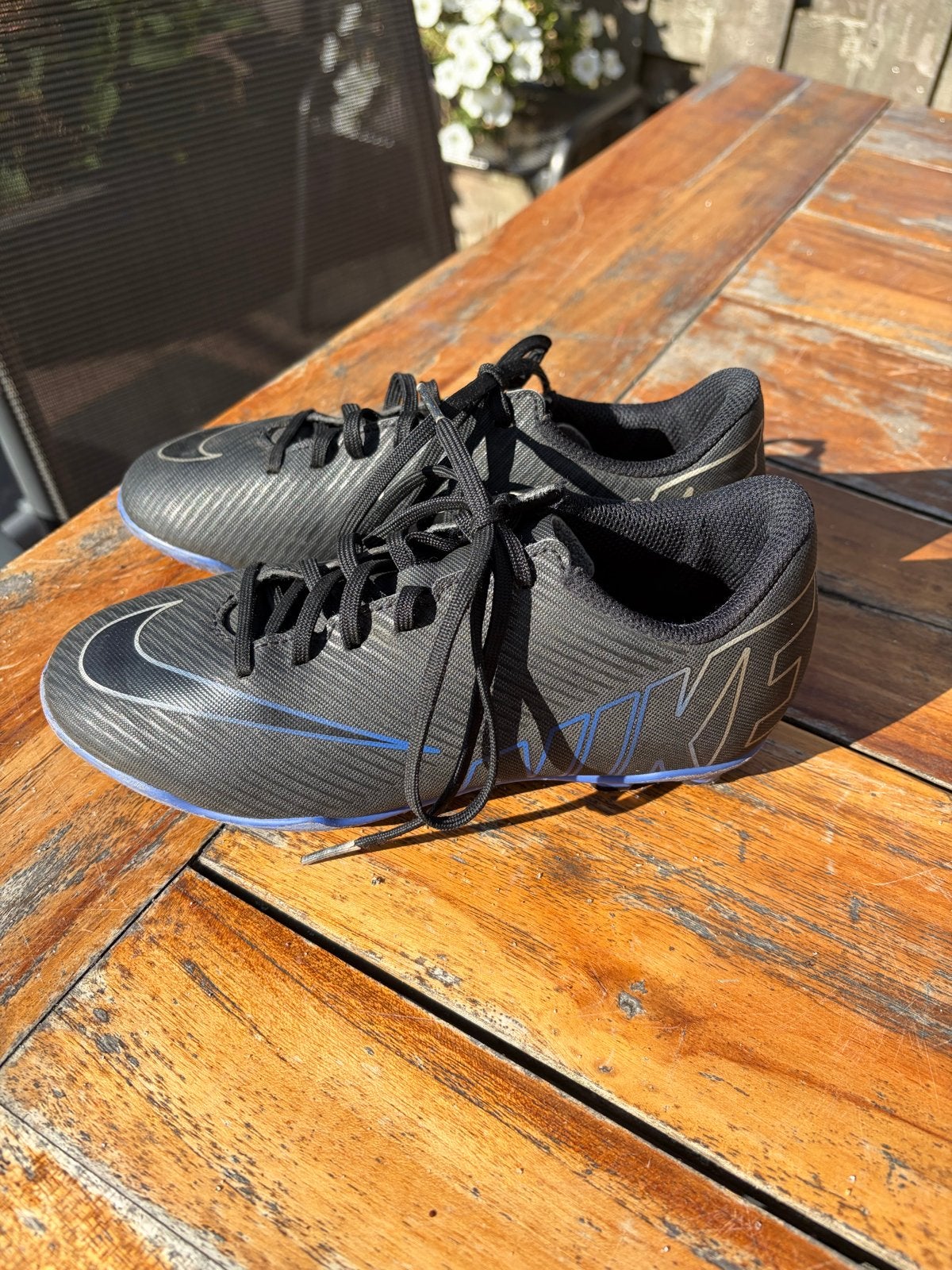 Nike voetbalschoenen - maat 33,5, Maat XS of kleiner, Ophalen of Verzenden, Zo goed als nieuw, Schoenen