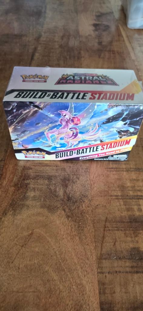 Pokémon TCG: Sword & Shield Astral Radiance Build & Battle, Ophalen of Verzenden, Nieuw, Overige typen