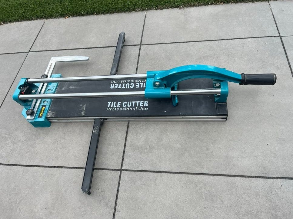 Tegelsnijder 60 cm met laser - VEVOR, Doe-het-zelf en Verbouw, Gereedschap | Handgereedschap, Zo goed als nieuw, Snijgereedschap