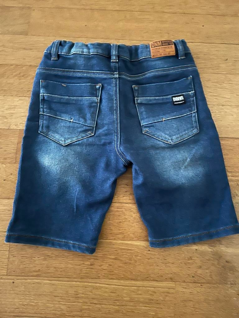 Korte broek mt 134/140, Ophalen of Verzenden, Gebruikt, Broek