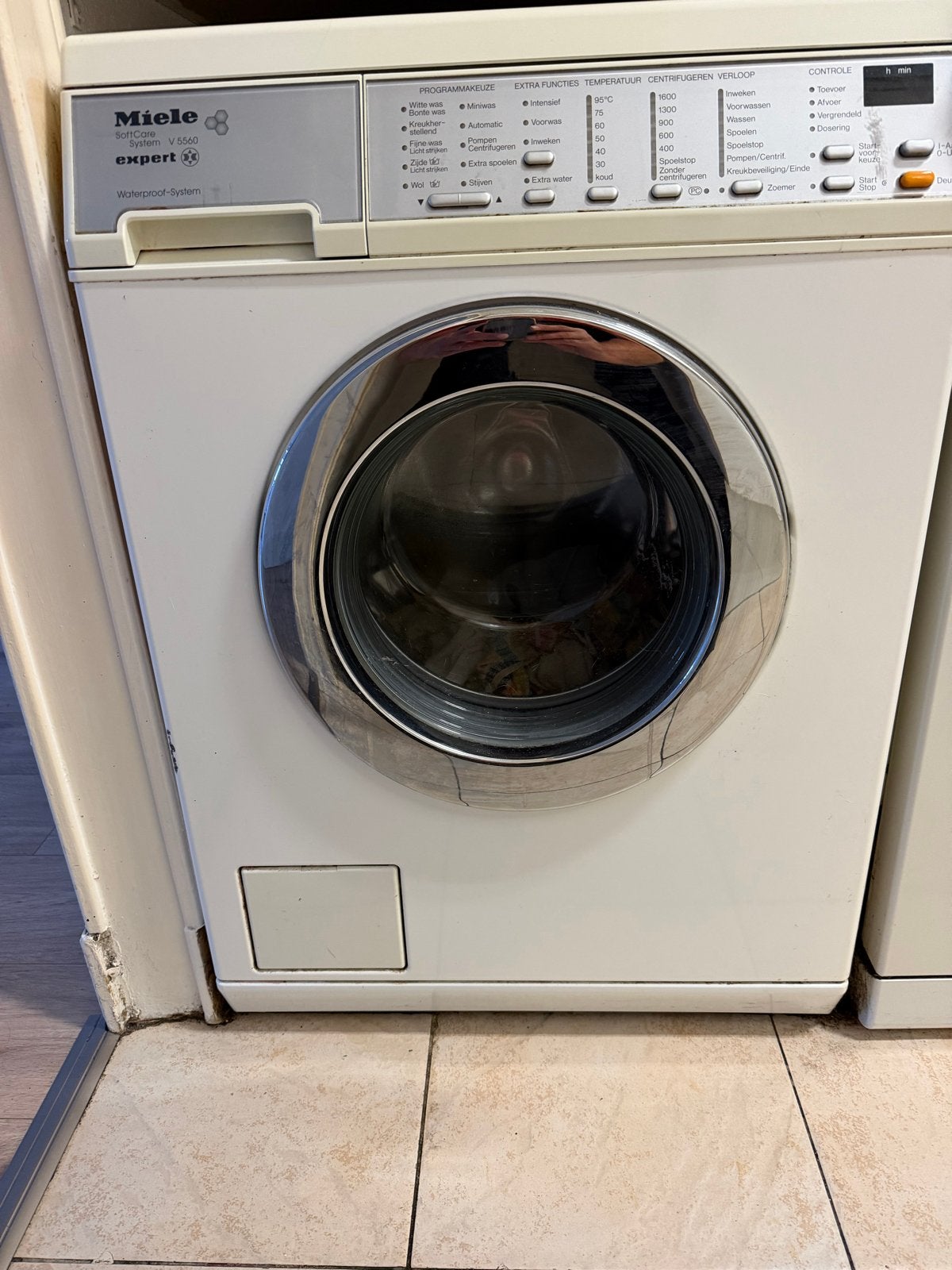 Miele SoftCare 1600 toeren wasmachine - Goede staat, Witgoed en Apparatuur, Wasmachines, Ophalen, Gebruikt, 1600 toeren of meer