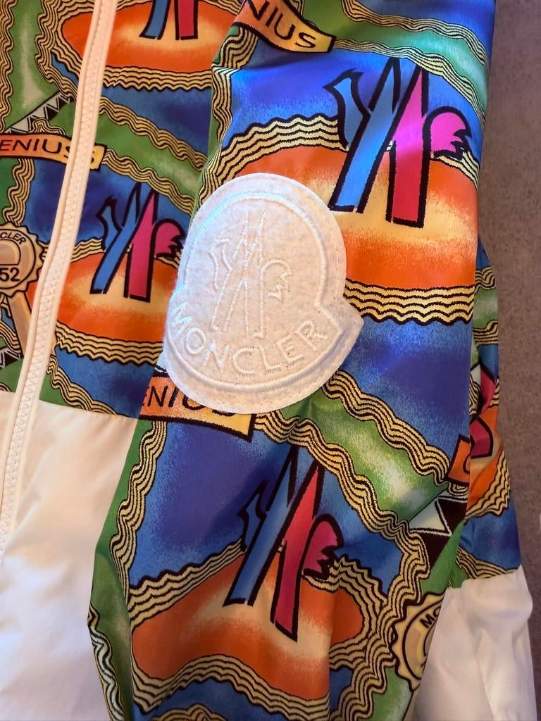 Moncler Genius collectie zomerjas maat M / L, Ophalen of Verzenden, Zo goed als nieuw, Maat 48/50 (M), Beige