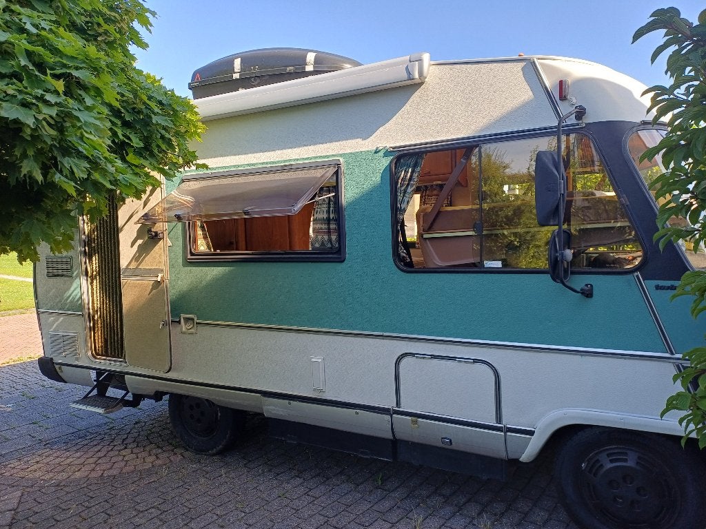 Mooie vintage camper Hymer Fiat 290 MSJ, Integraal, Luifel, Standaard zit, Ringverwarming