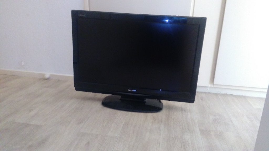 Sharp TV-  78 cm diagonaal(32")., Ophalen, Gebruikt, 50 Hz, Sharp