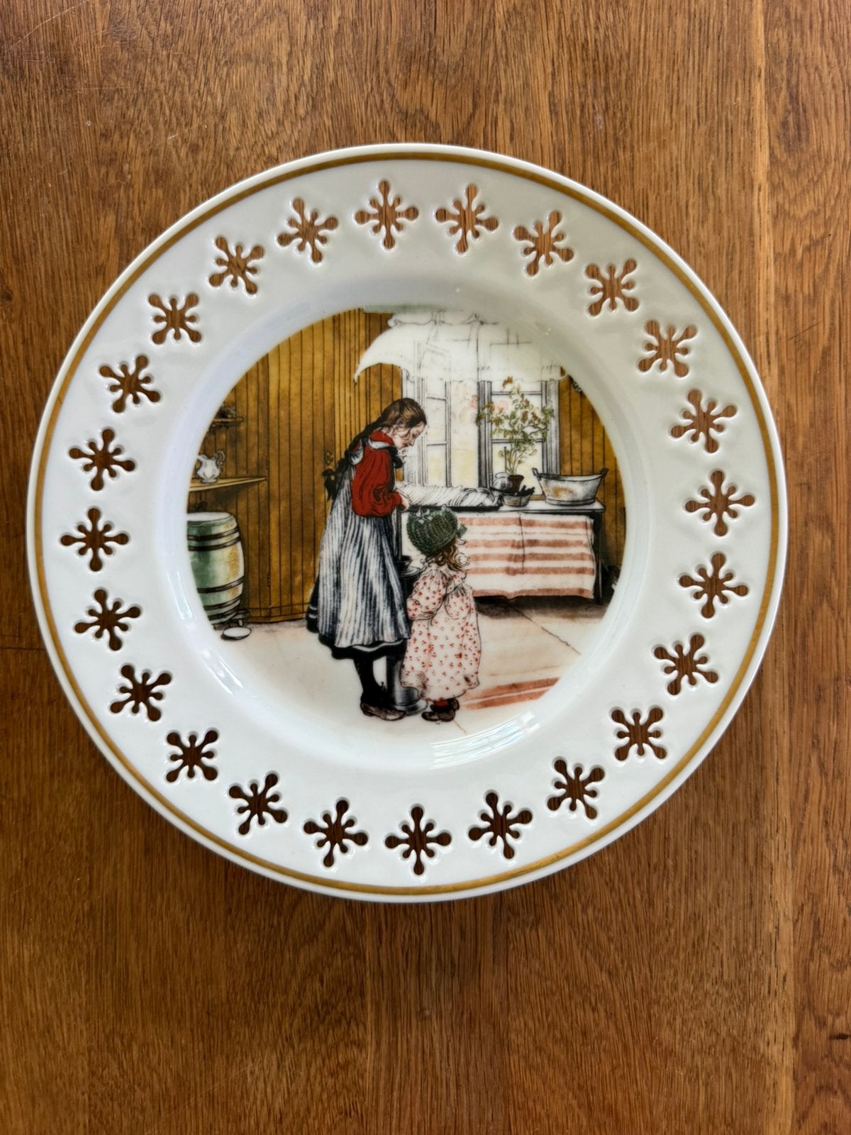 Bord met Carl Larssonmotief van Bing & Grøndahl uit 1977, Ophalen of Verzenden