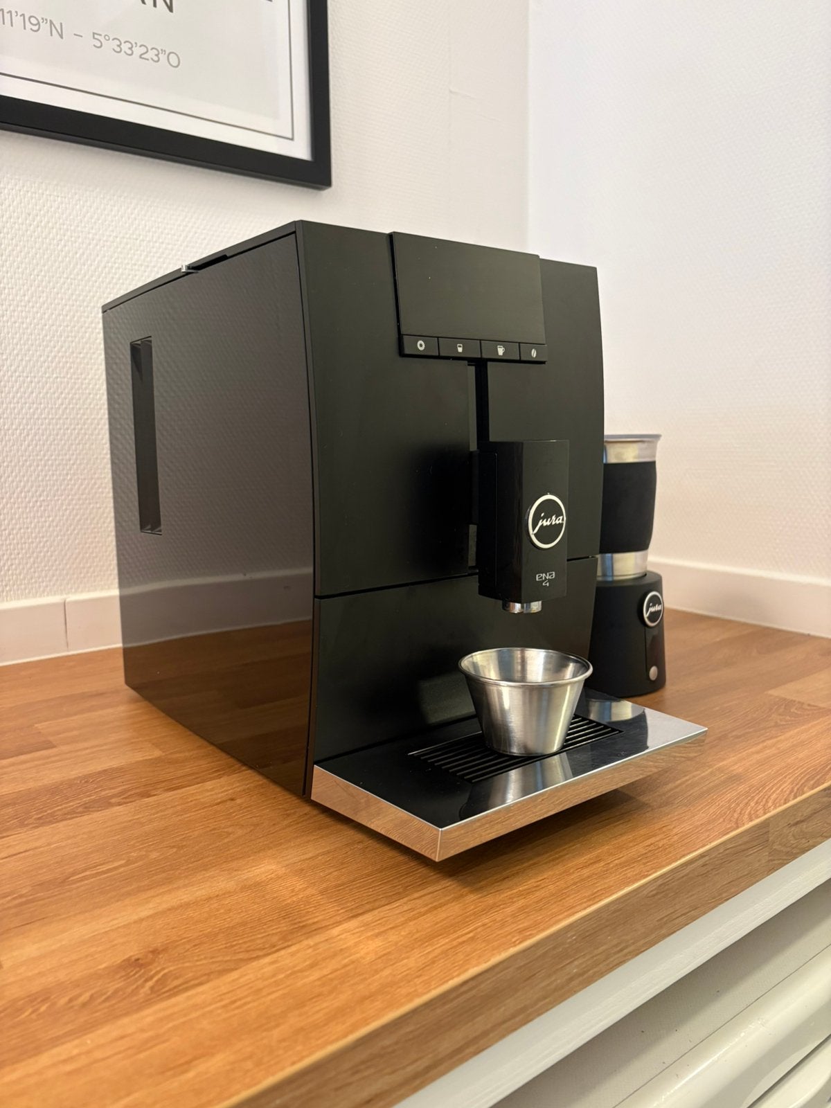 Jura ENA 4 + Jura melkopschuimer | Garantie t/m april 2027, Witgoed en Apparatuur, Afneembaar waterreservoir, Koffiemachine, Ophalen of Verzenden