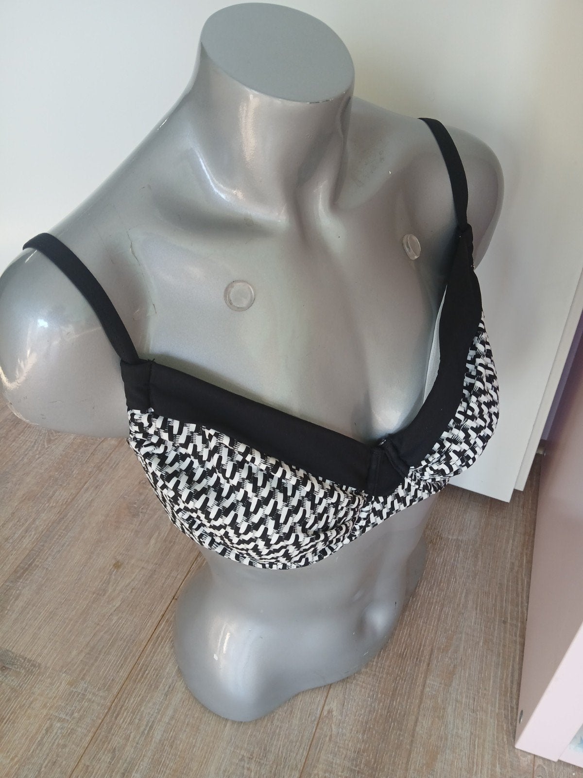 nieuw Femilet BH - Zwart/Wit patroon 70E, Kleding | Dames, Femilet, Ophalen of Verzenden, Zwart, BH