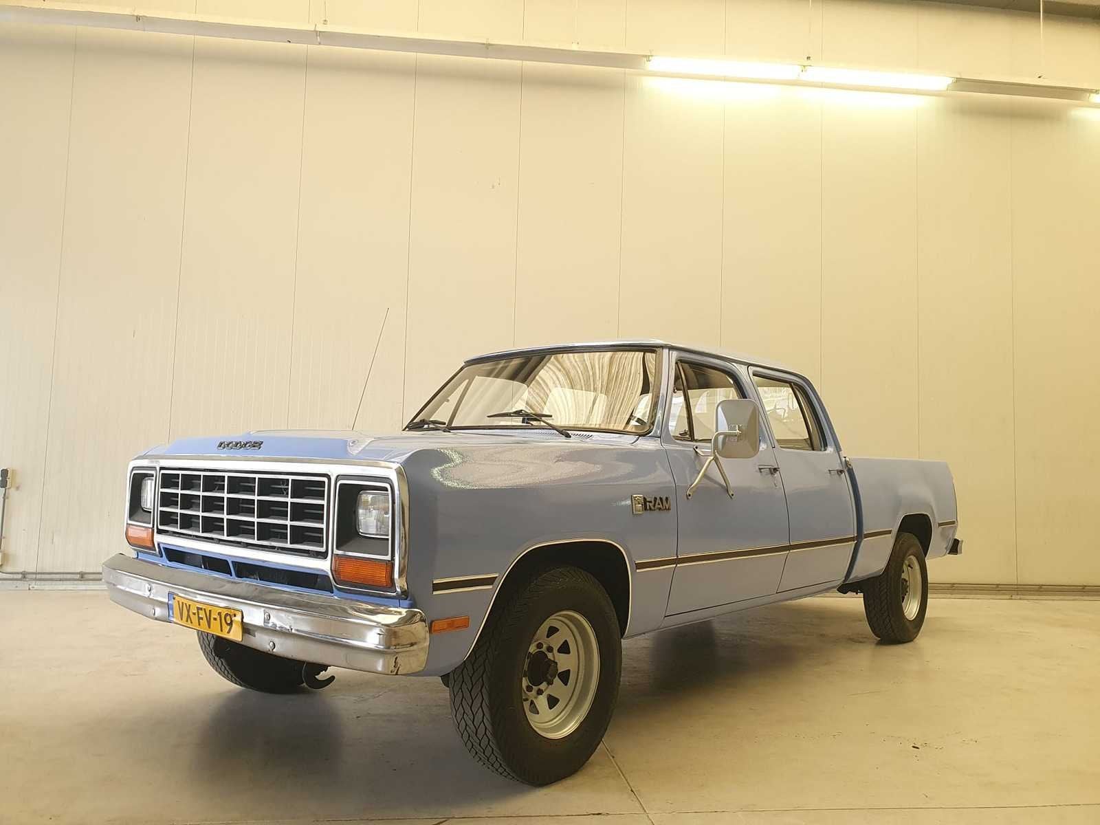 Dodge - D200 - 1976 - 6 personen - Oldtimer - 6 voet laadbak, Auto's, Automaat, Bedrijf, SUV of Terreinwagen, Dodge