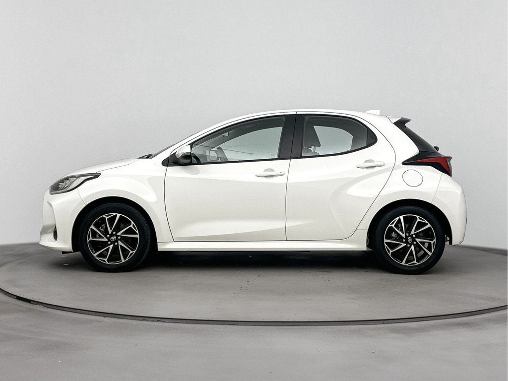 Toyota Yaris 1.5 Hybrid Dynamic Navi | 16'' Lichtmetalen vel, 12 maanden, Gebruikt, Bedrijf, Hybride Elektrisch/Benzine