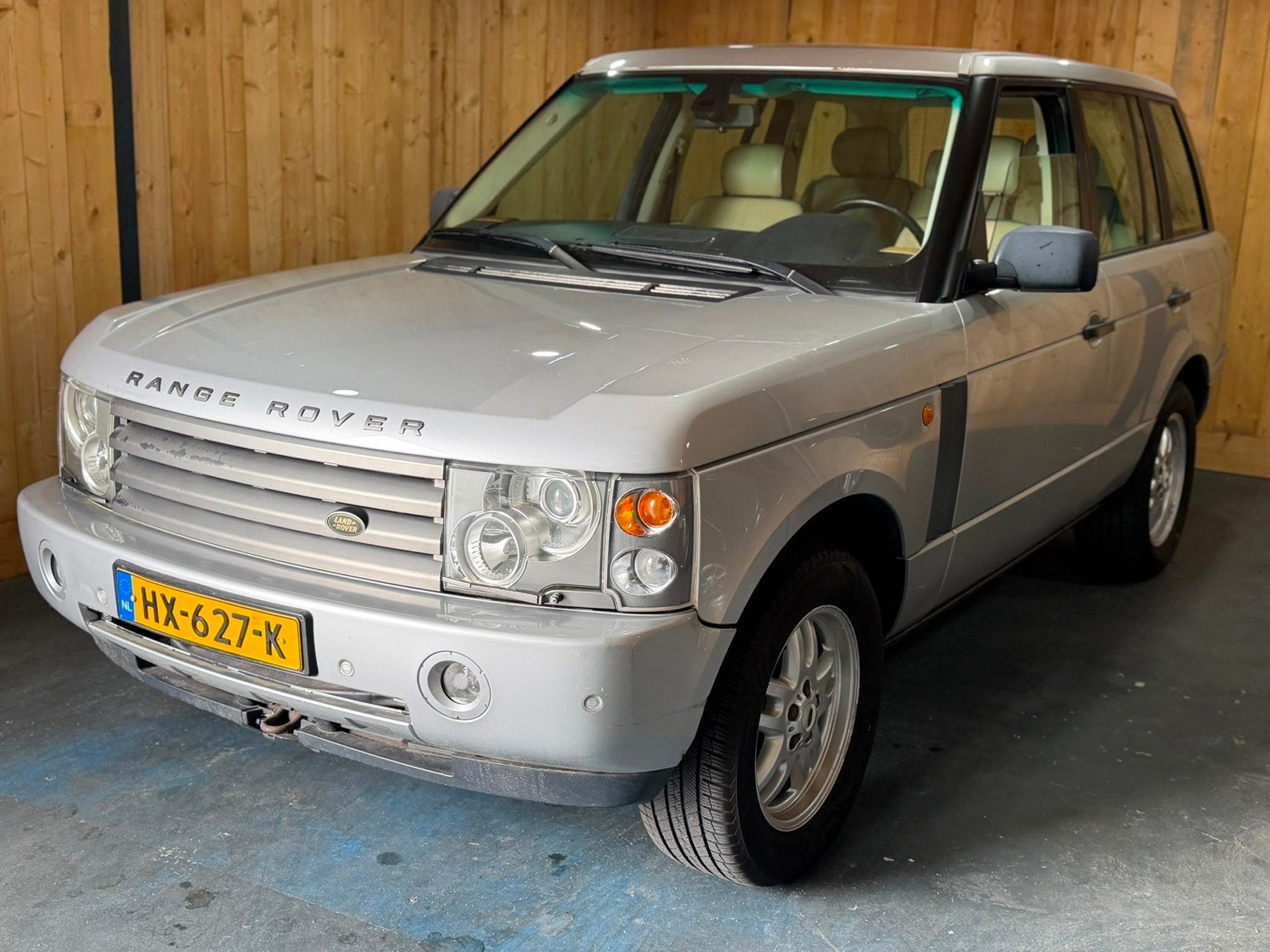 Land Rover Range Rover 4.4 V8 SE 2003 Youngtimer BTW, Auto's, Land Rover, Automaat, 8 cilinders, Bedrijf, Vierwielaandrijving