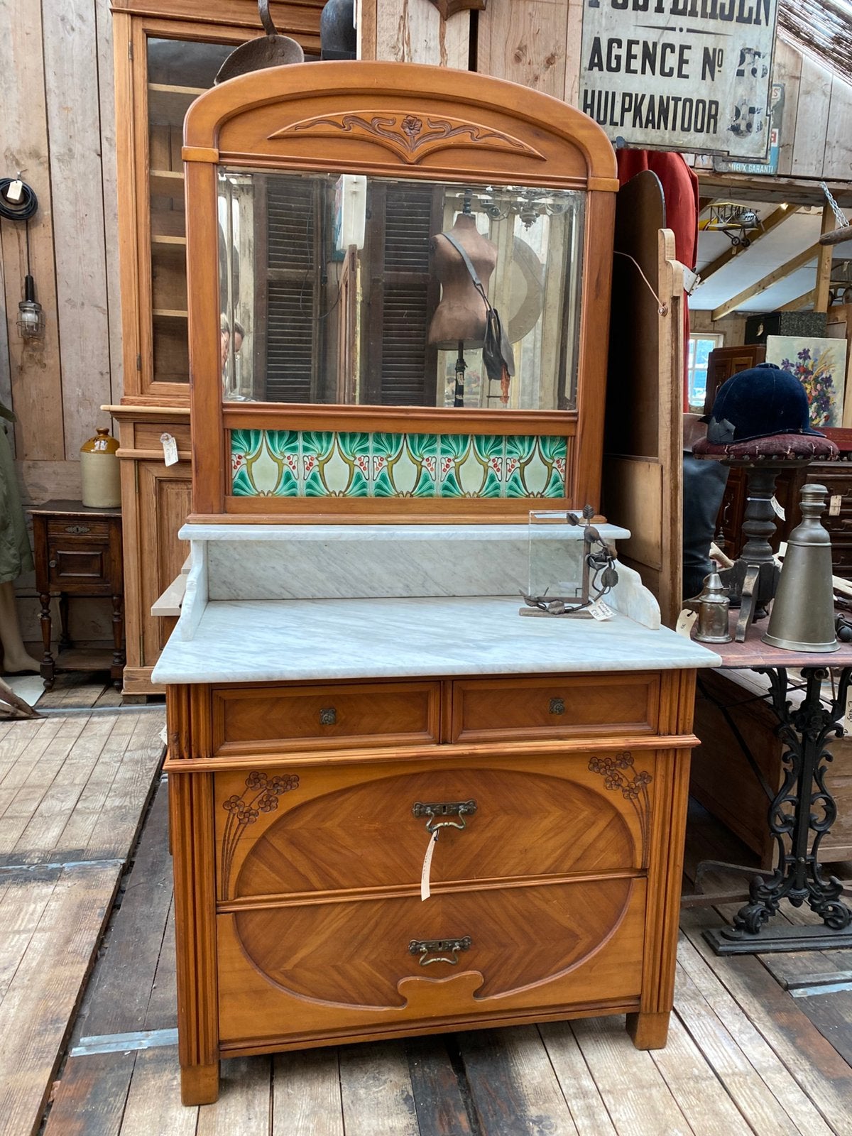 Een Art Nouveau commode kast met marmer en spiegel, Antiek en Kunst, Ophalen