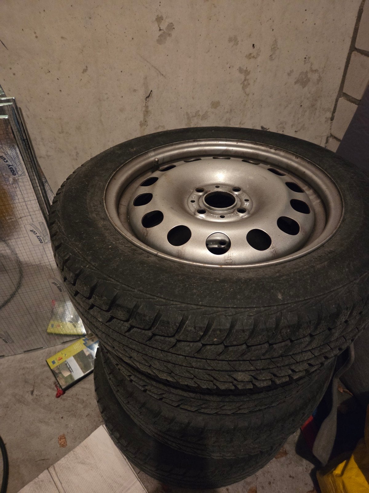 Winterbanden met stalen velgen - 175/65R15, Ophalen, Gebruikt, 15 inch, 175 mm