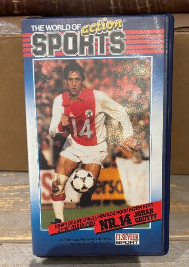 Nr 14 Johan Cruyff VHS videoband  uit 1982, Documentaire, Alle leeftijden, Zo goed als nieuw, VHS