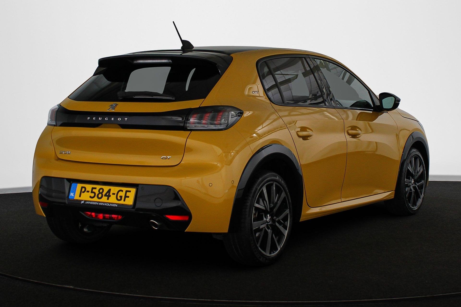 Peugeot 208 1.2 PureTech GT Pack Stoelverwarming Camera Keyl, Auto's, Voorwielaandrijving, 101 pk, Gebruikt, Euro 6
