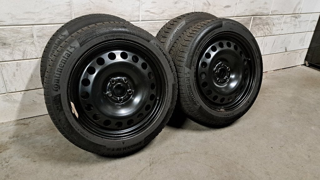 Winterbanden ID3 Cupra Born Skoda Karoq Elroq 215/55/18, 18 inch, Banden en Velgen, Personenwagen, Gebruikt