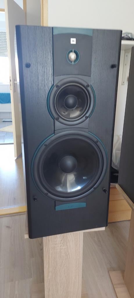 JBL LX 5 luidsprekers (Gereviseerd), Ophalen, JBL, Zo goed als nieuw, 120 watt of meer