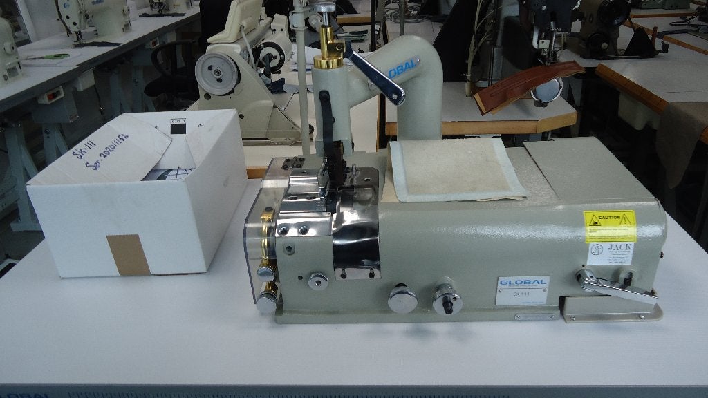 Industrie Global Schalmmachine SK-111 ) Nieuw, Hobby en Vrije tijd, Naaimachines en Toebehoren, Overige merken, Nieuw, Ophalen of Verzenden