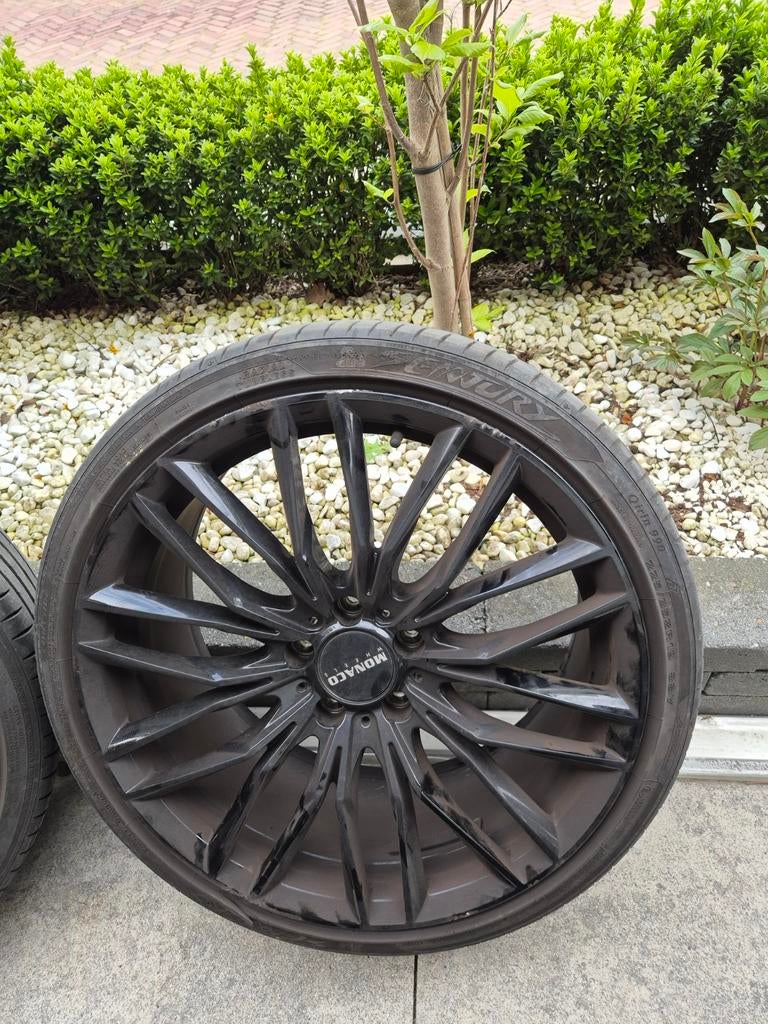 Monaco velgen met banden - 19 inch, Auto-onderdelen, Banden en Velgen, Zomerbanden, 19 inch, 235 mm, Ophalen of Verzenden