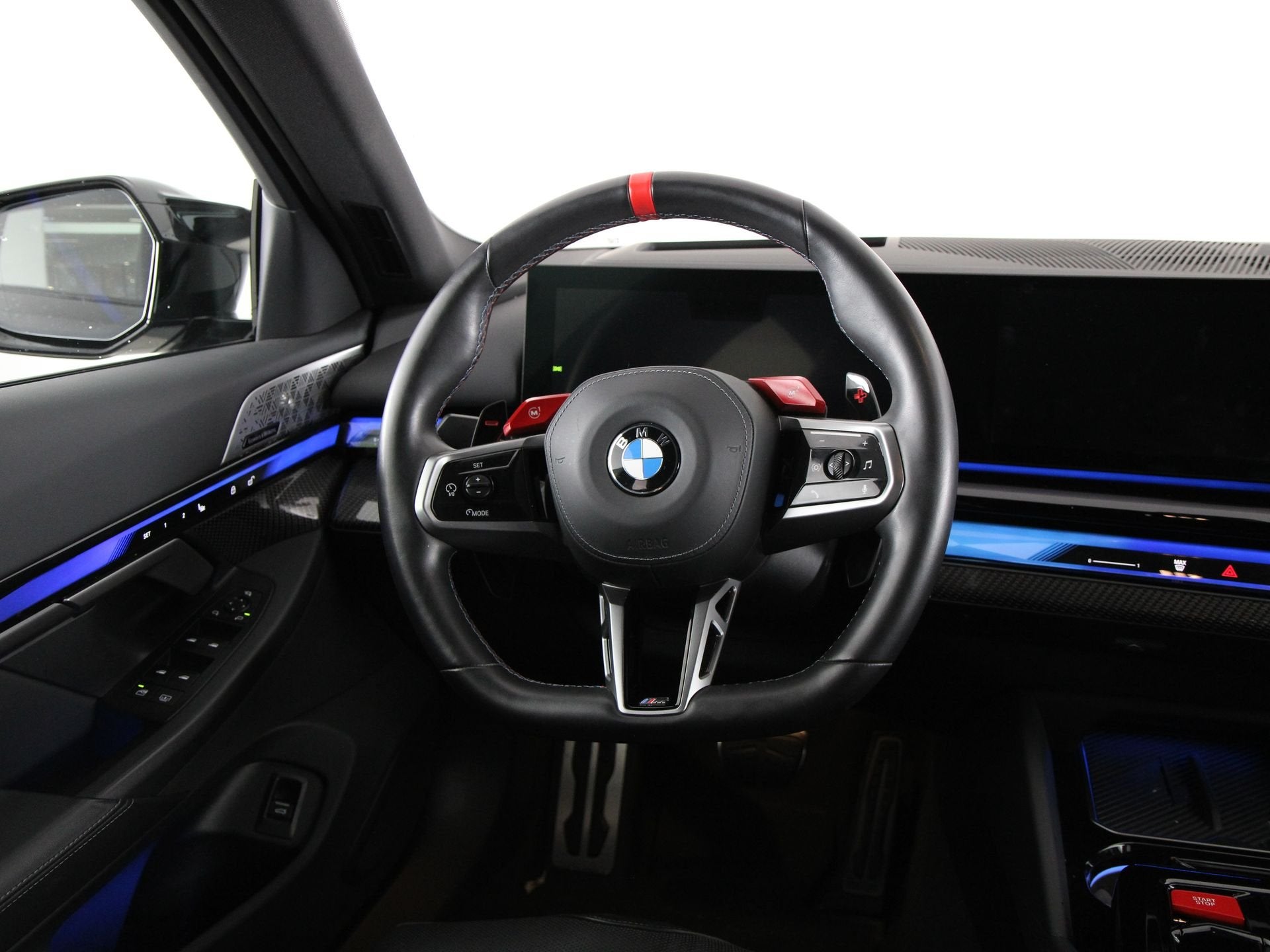 BMW 5 Serie M5 (bj 2025, automaat), Auto's, Automaat, Dealer onderhouden, Gebruikt, 4395 cc