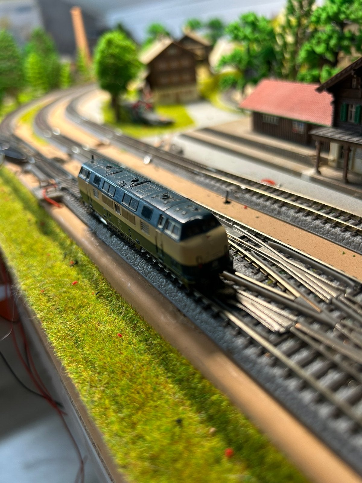 Marklin z spoor BR 221, Hobby en Vrije tijd, Modeltreinen | Overige schalen, Wisselstroom, Locomotief, Ophalen of Verzenden, Zo goed als nieuw