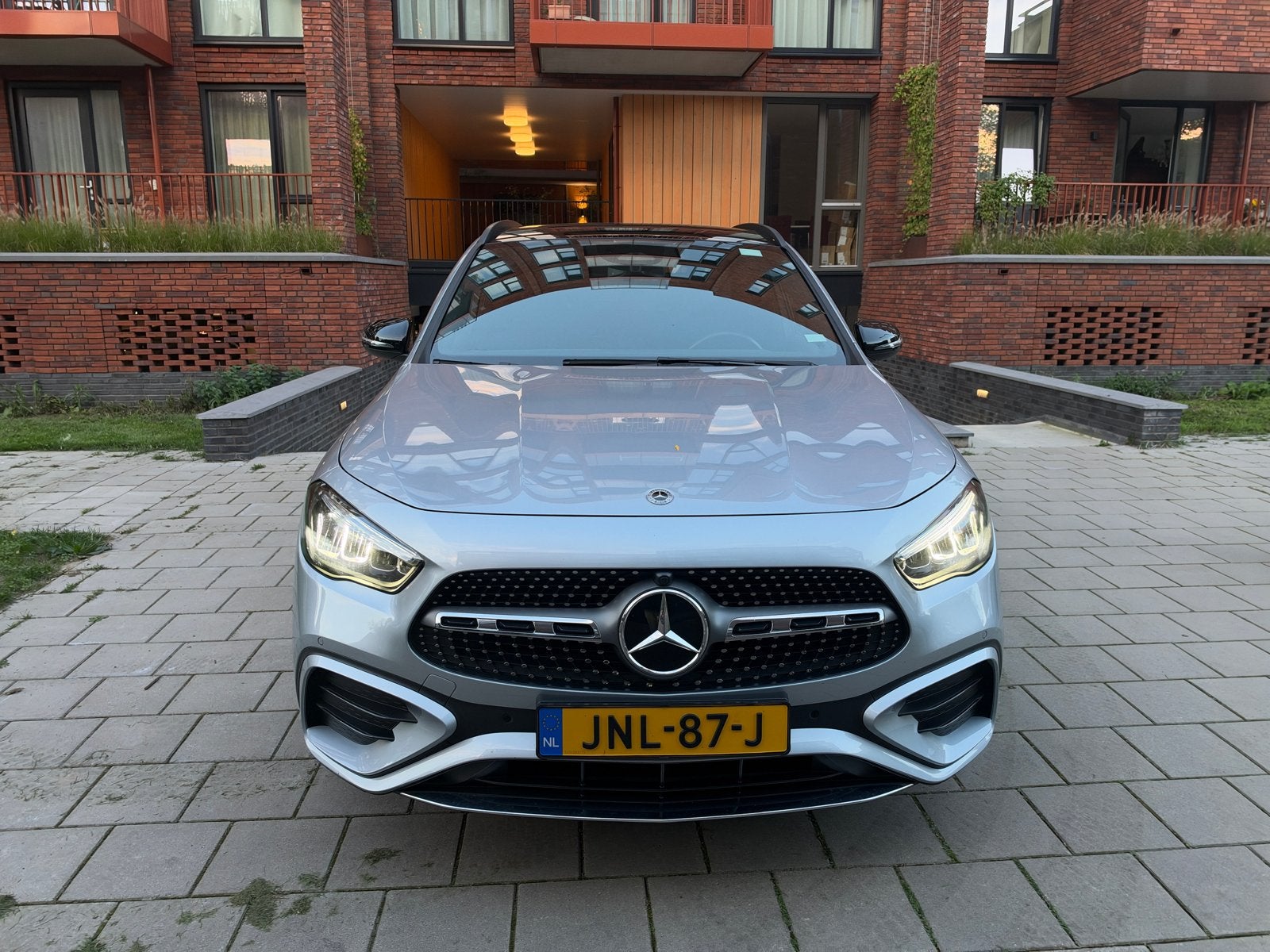 Mercedes-Benz GLA 250 e 218pk 8G-DCT 2025 Grijs, 1800 kg, Zwart, 4 cilinders, 163 pk