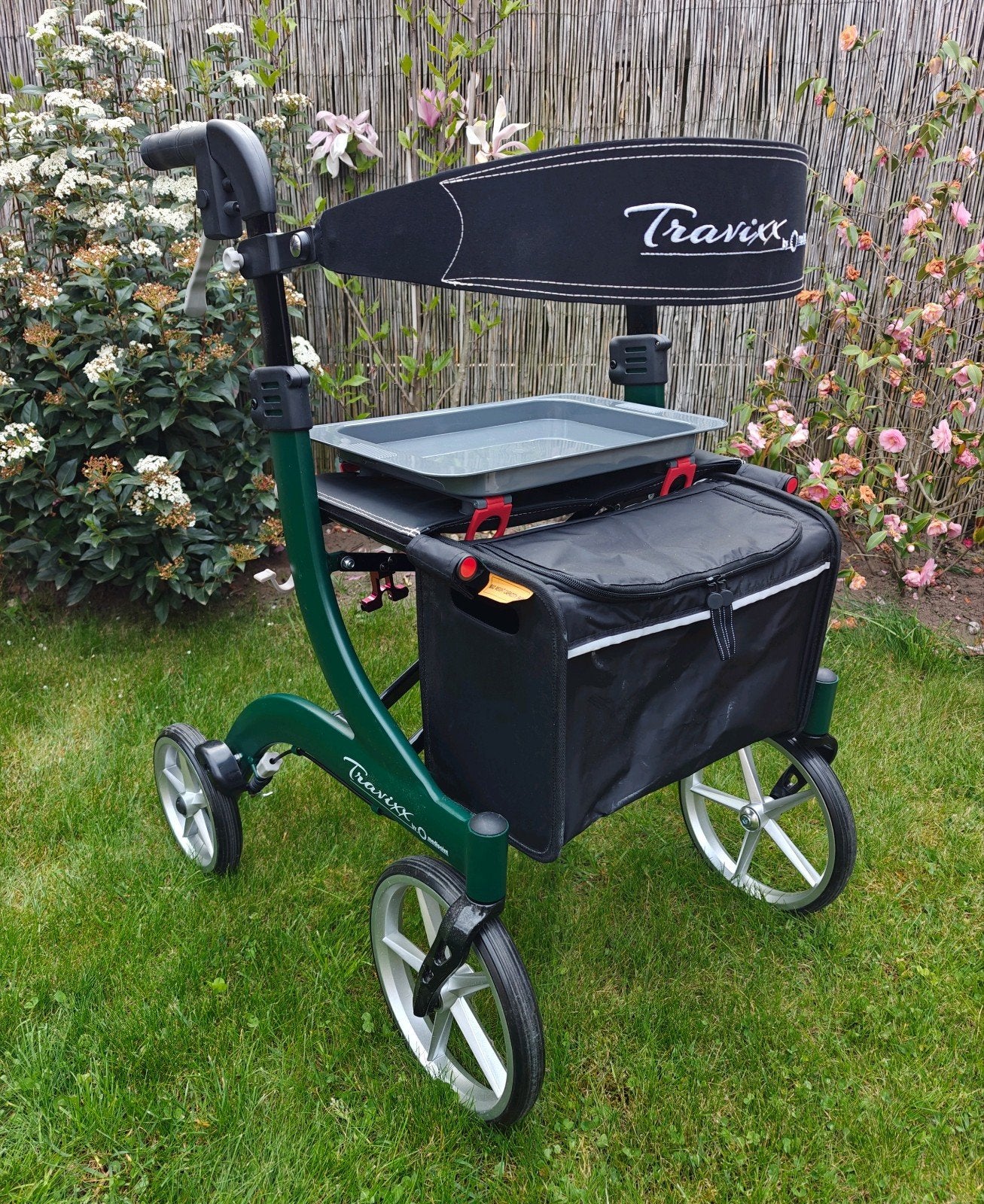 Bijna nieuwe Travixx DeLuxe lichtgewicht rollator, Diversen, Ophalen of Verzenden, Opvouwbaar, Nieuw