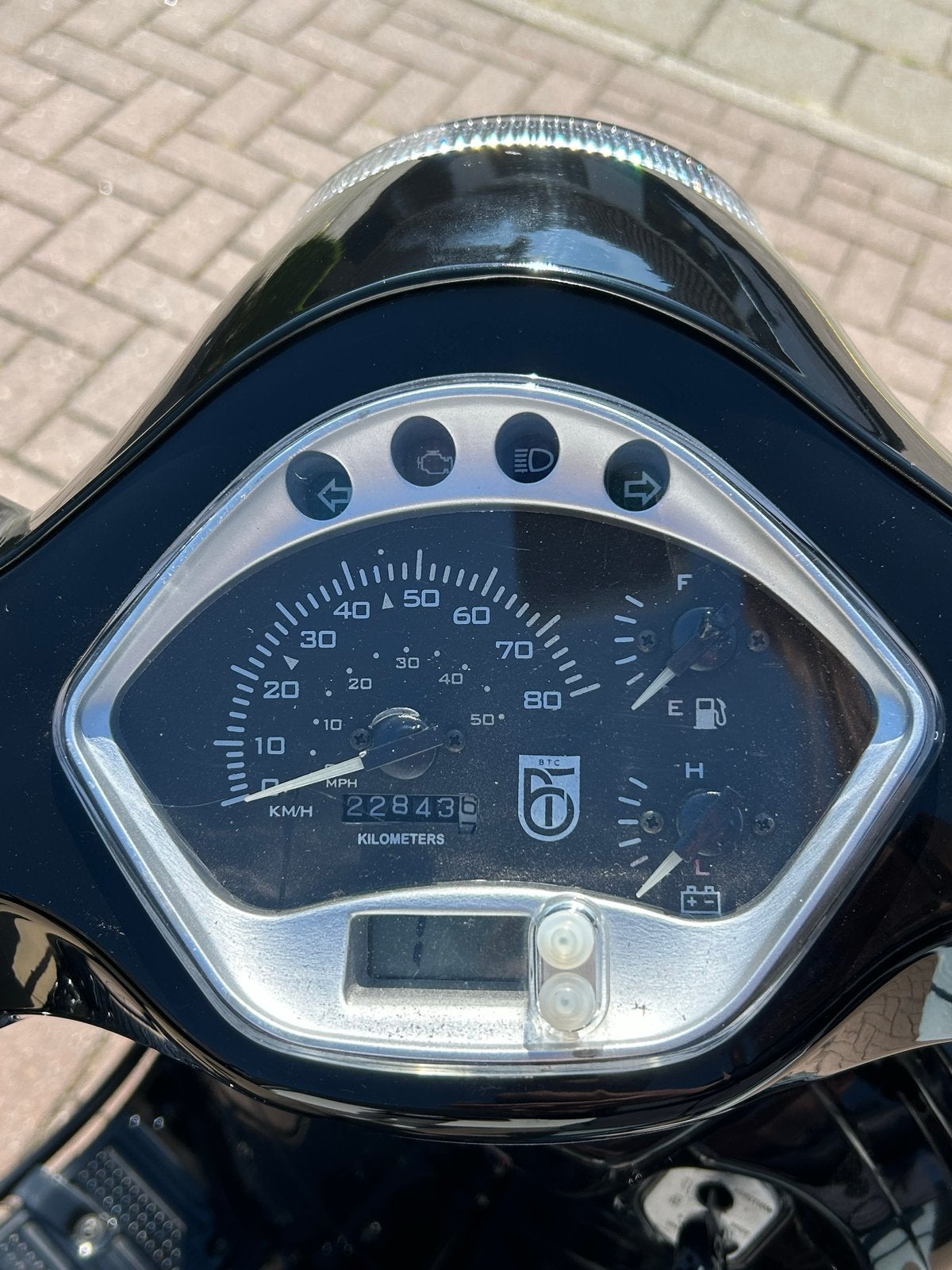 Zwarte btc riva 2017 scooter geel kenteken, Ophalen, Gebruikt, Benzine, Overige merken