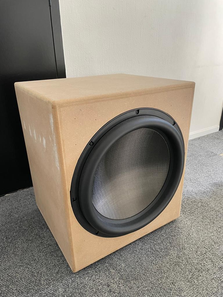 Dayton Audio Ultimax II (UM 18) - SPA-1000 custom subwoofer, Ophalen, Zo goed als nieuw