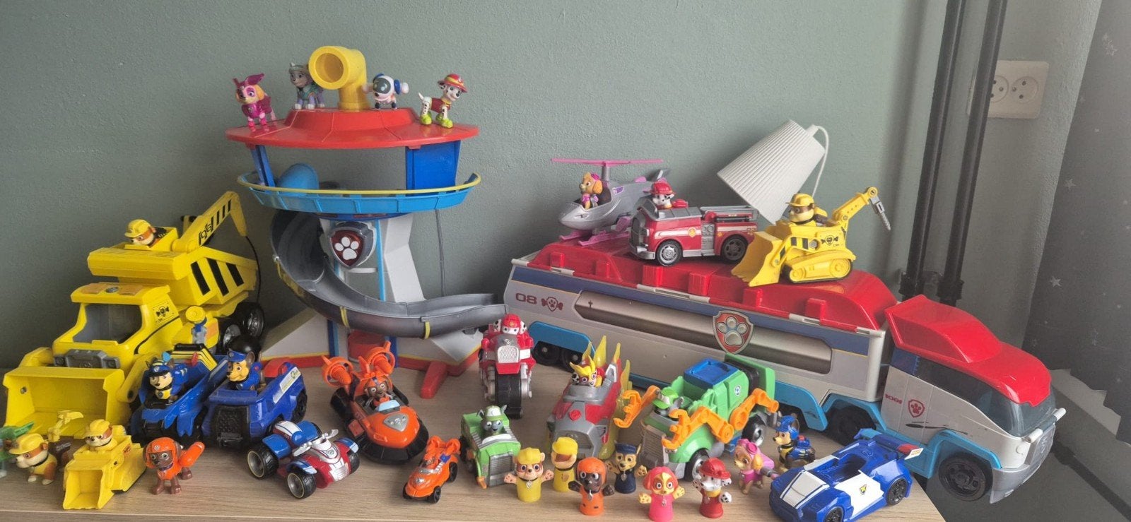 Grote PawPatrol collectie met uitkijktoren en auto's, Ophalen, Gebruikt