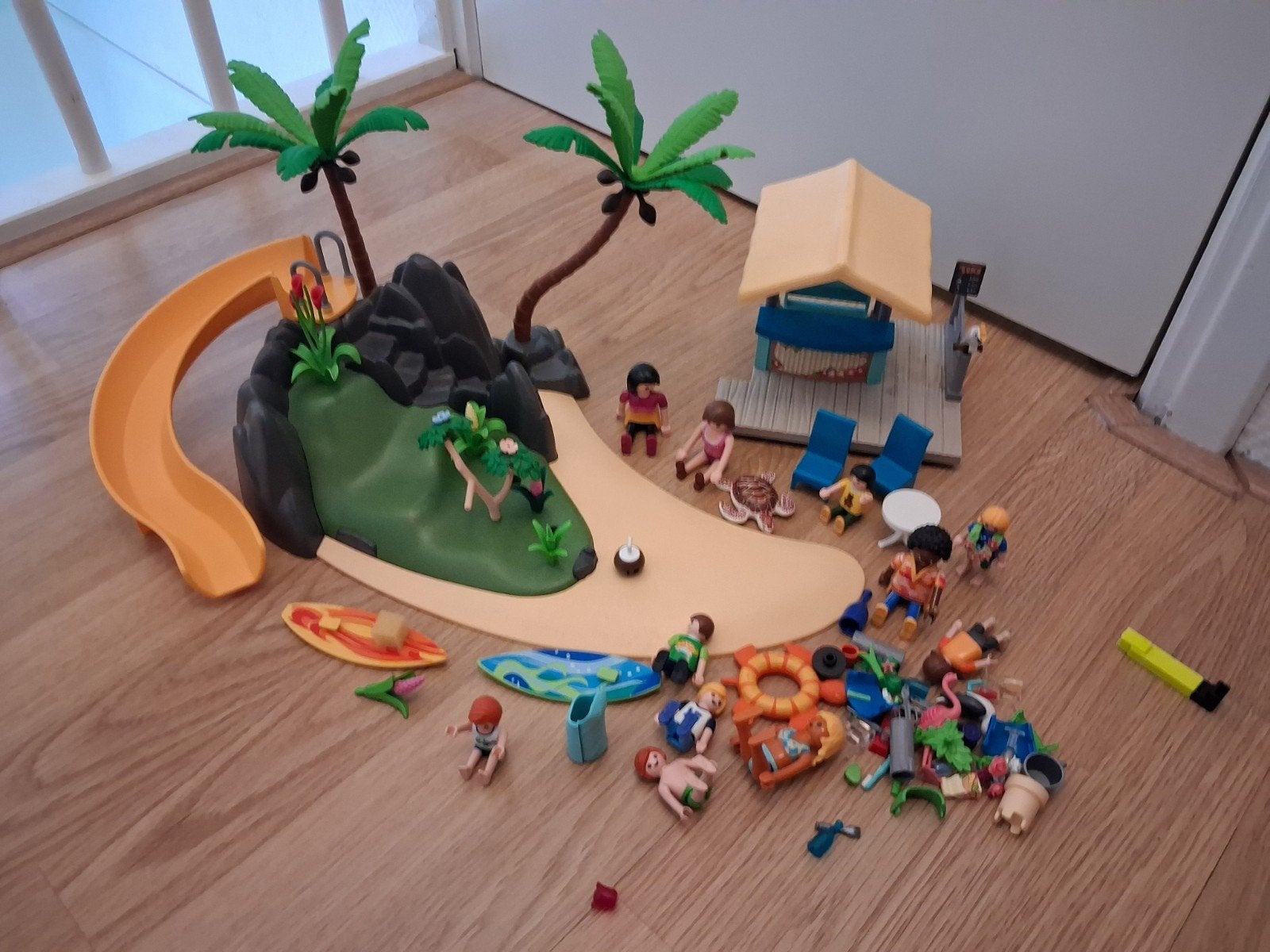 Playmobile vakantiegeld eiland met strandbar, Ophalen of Verzenden
