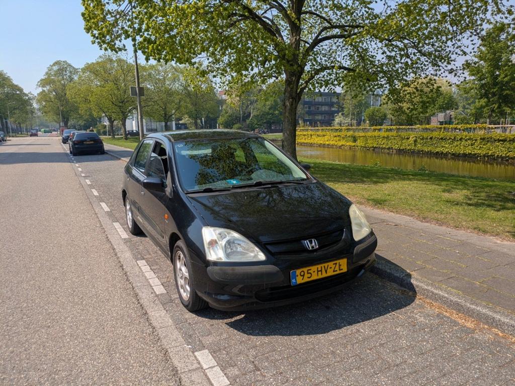 Honda Civic 1.6 I LS AUT 2002 Zwart, Auto's, Honda, Stof, 4 cilinders, 1590 cc, Particulier
