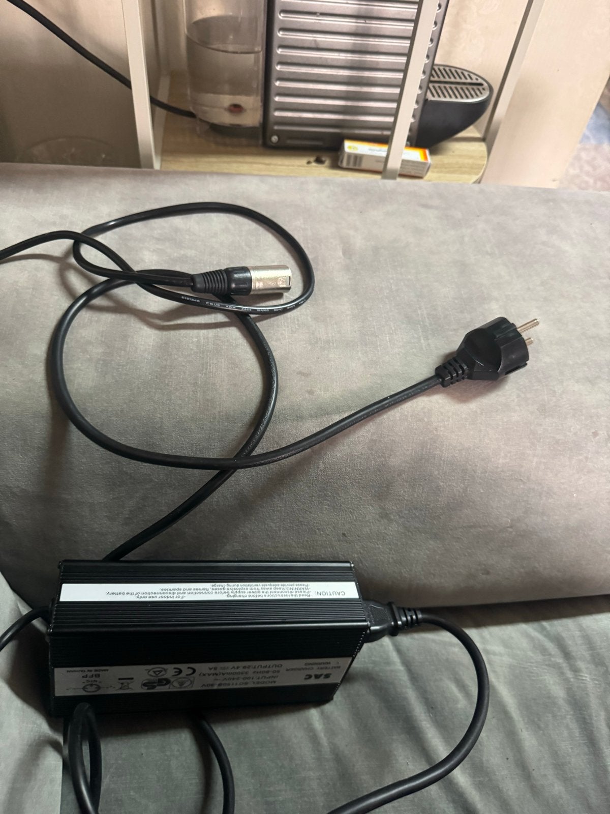 Cortina fiets lader!, Ophalen, Universeel, Gebruikt, Adapter