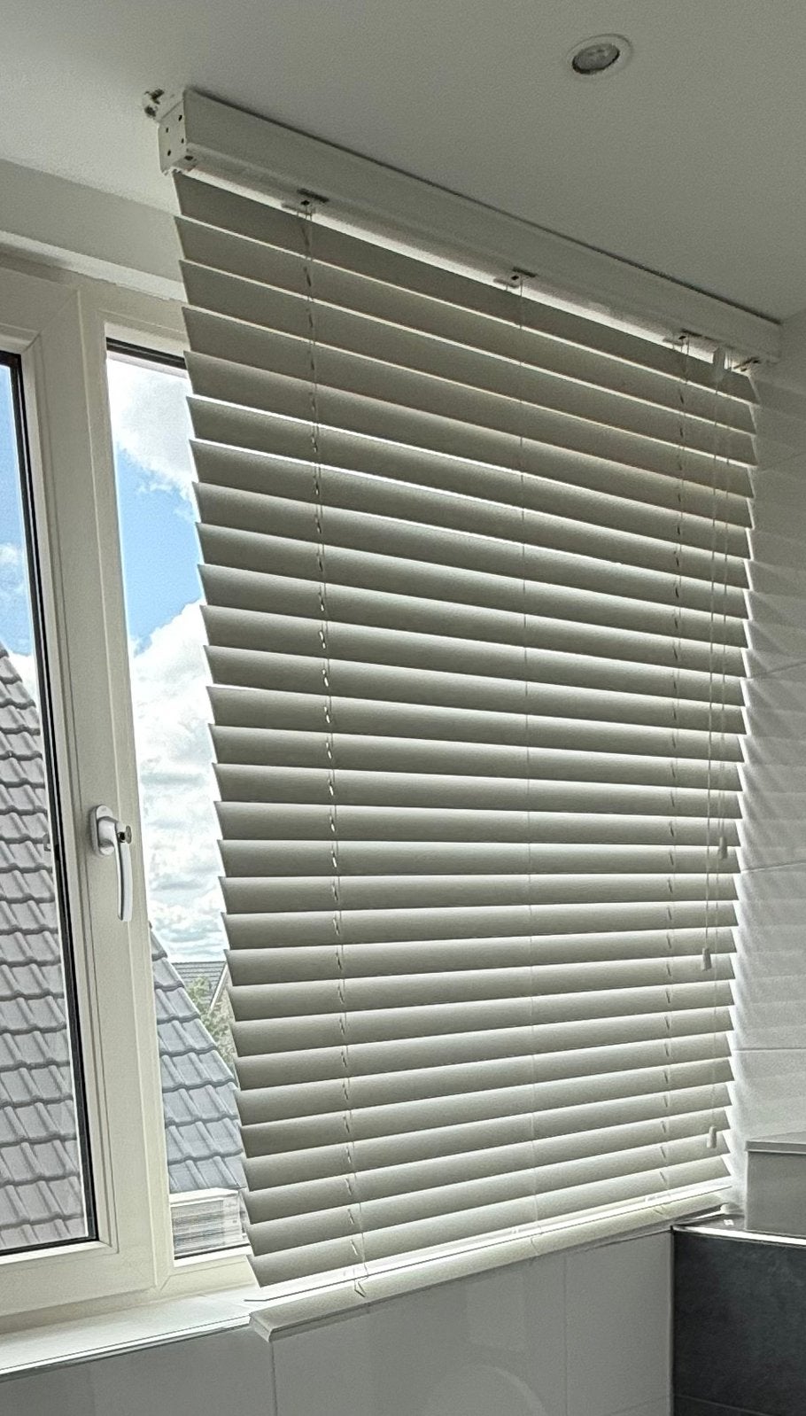 Houten Jaloezieën, Huis en Inrichting, Stoffering | Gordijnen en Lamellen, Ophalen, Zo goed als nieuw, Jaloezie
