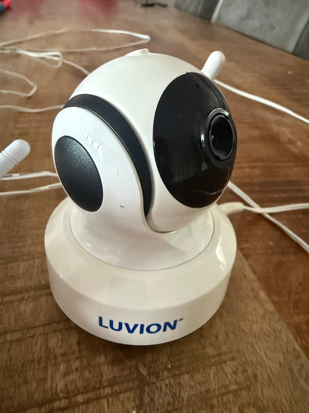 Luvion babyfoon set met 3 camera's en monitor, Ophalen of Verzenden, Gebruikt, 100 tot 250 meter, Camera
