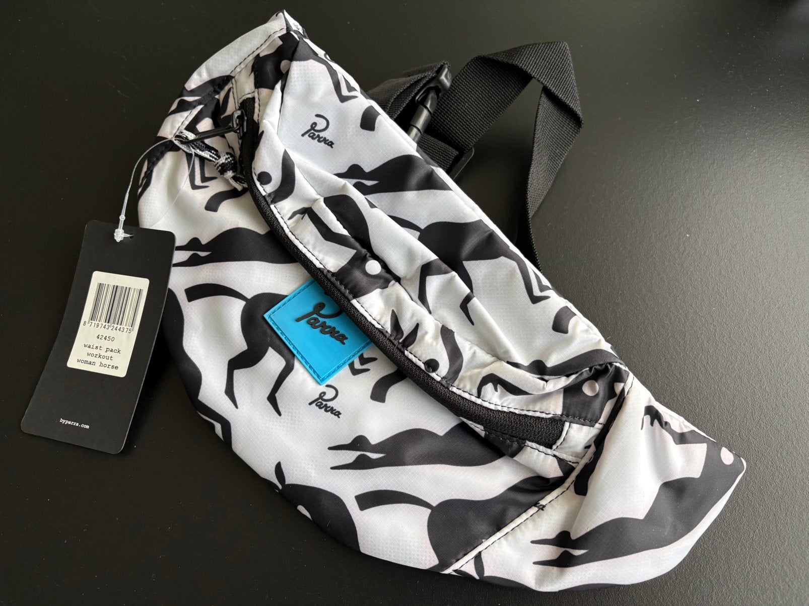 By Parra heuptas/ fanny bag, nieuw & ongebruikt, Ophalen of Verzenden, Nieuw, Zwart