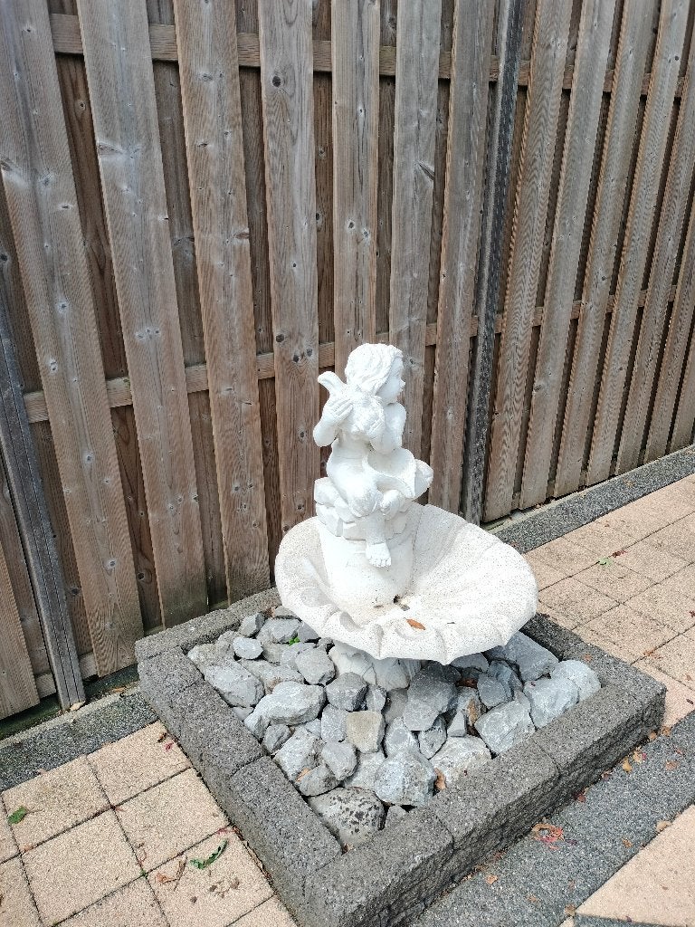Z.G.A.N. Waterornament incl. pomp, Ophalen, Gebruikt, Beton, Waterornament