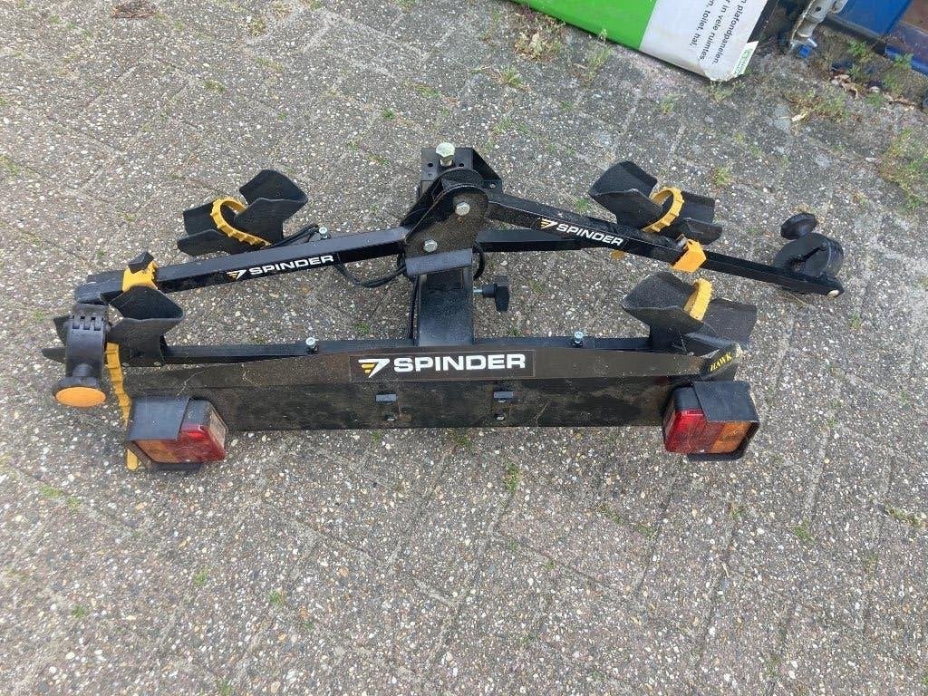 Spinder Hawk fietsendrager voor twee fietsen met verlichting, Ophalen, Gebruikt, Brede banden, 2 fietsen