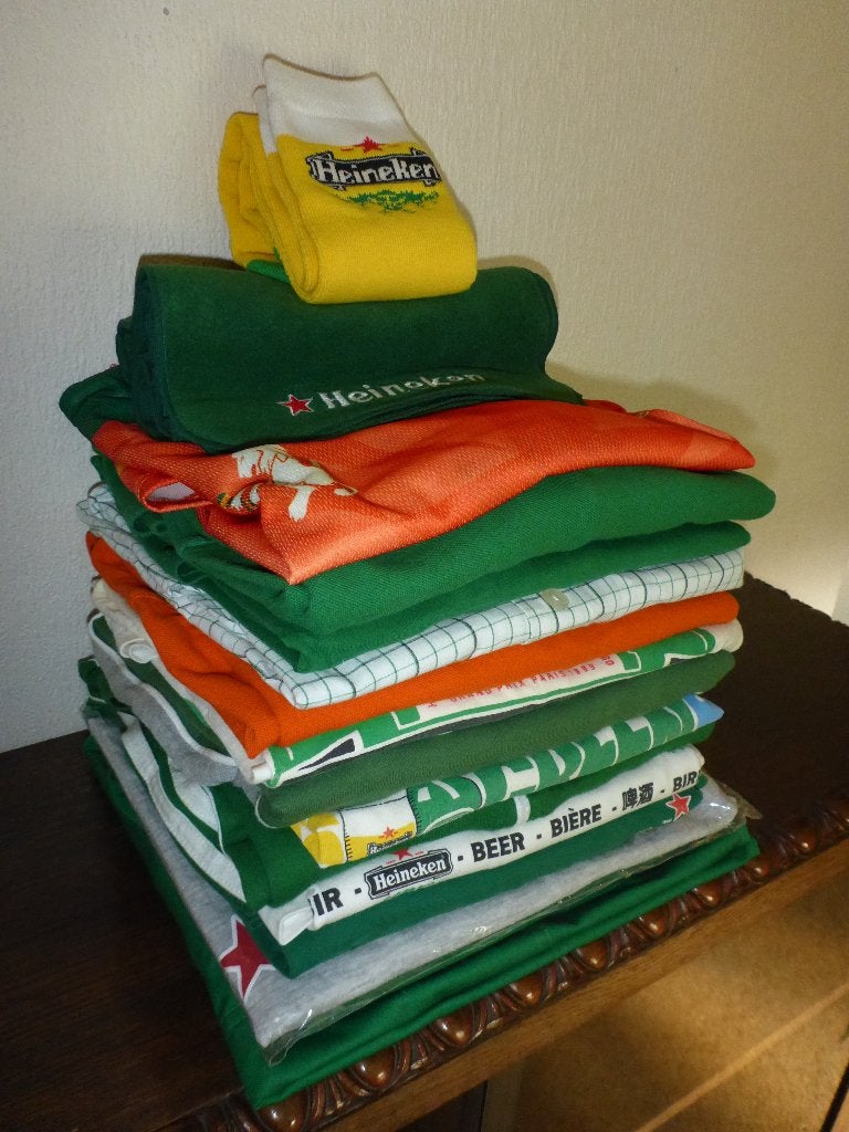 Unieke partij Heineken kleding 17 stuks! verzamelpartij!, Ophalen of Verzenden, Gebruikt, Kleding, Heineken