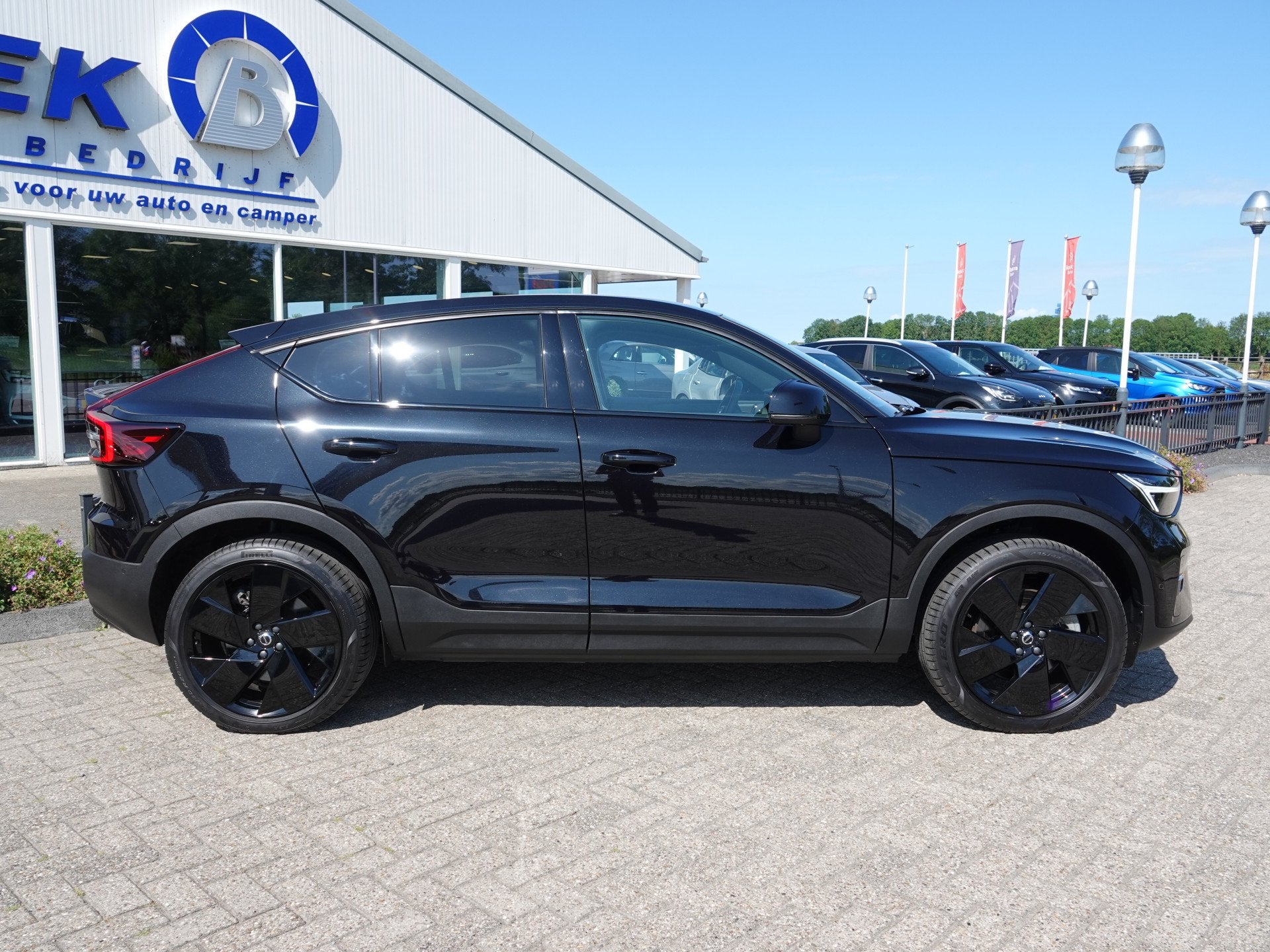 Volvo EC40 Twin Motor Ultra Black Edition 82 kWh SOH 96,9% |, Auto's, Automaat, Automatische klimaatregeling, Zwart, Vierwielaandrijving