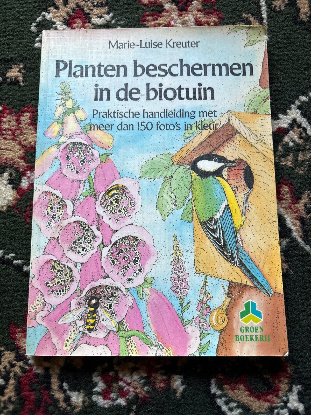 Planten beschermen in de biotuin - Marie-Luise Kreuter, Boeken, Ophalen of Verzenden, Zo goed als nieuw, Tuinieren en Tuinplanten