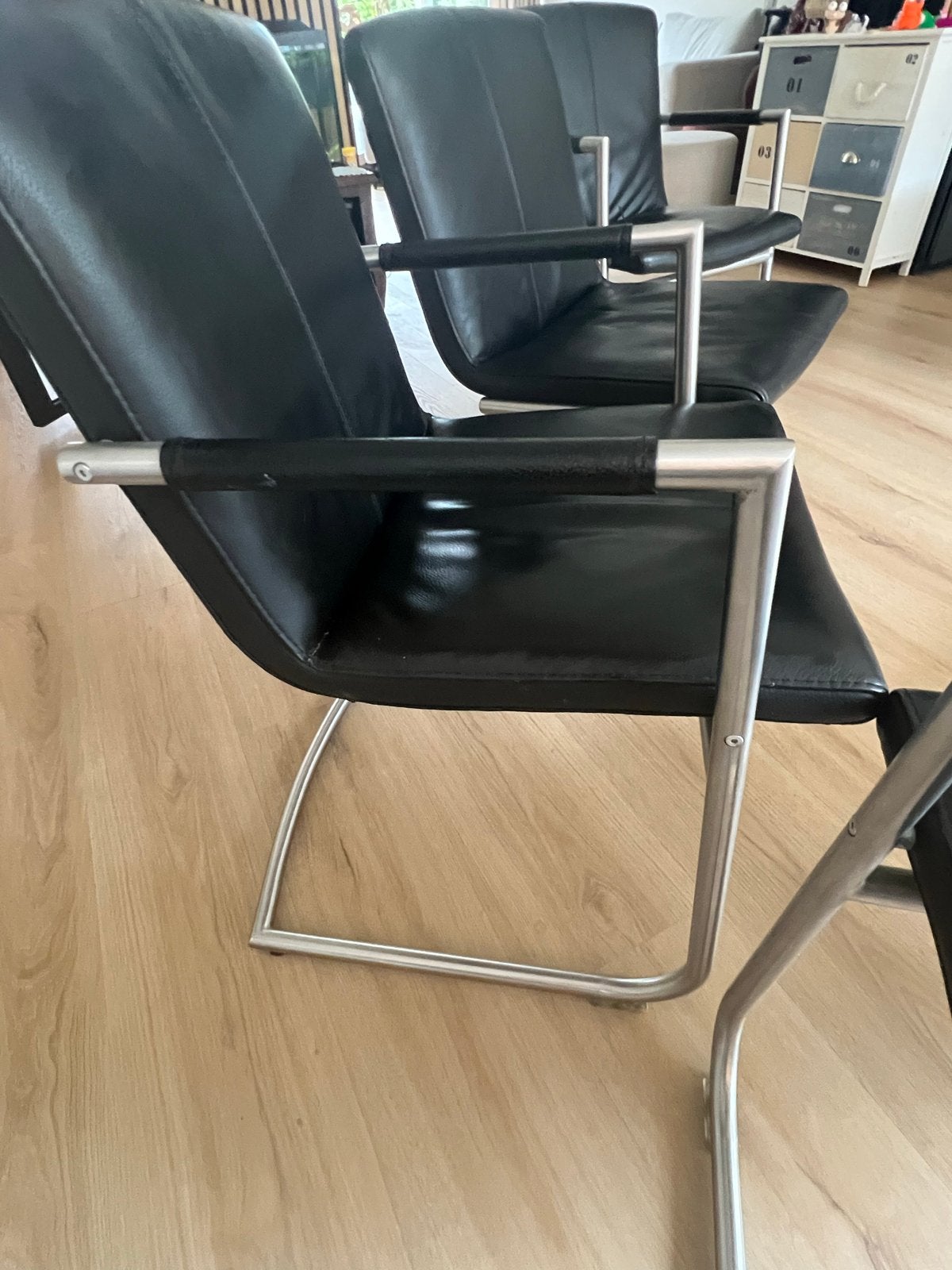 6 leren eetkamerstoelen van Trendhopper - Goede kwaliteit, Huis en Inrichting, Stoelen, Ophalen, Gebruikt, Zwart, Leer