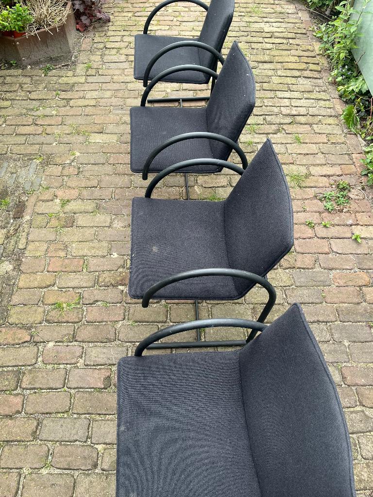 4 Eetkamerstoelen Cirkel Mazairac en Boonzaaijer Metaform, Ophalen, Gebruikt, Zwart, Vier