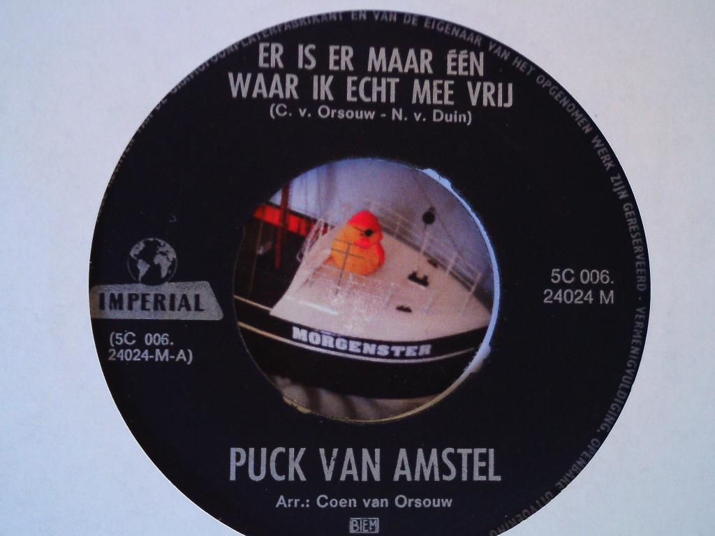 puck van amstel  er is er maar 1 waar ik echt mee vrij 22mei, 7 inch, Single, Ophalen of Verzenden, Zo goed als nieuw