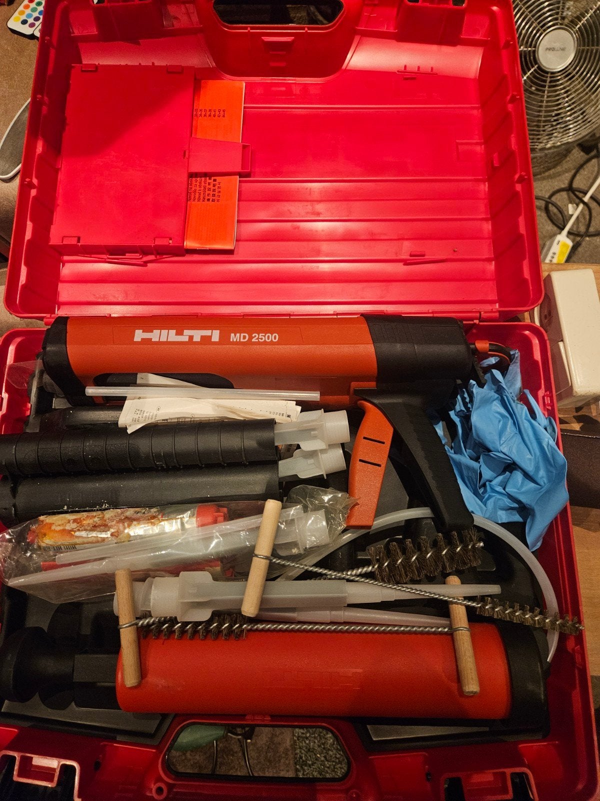 Hilti MD 2500 handmatige injectiepistool complete met koff, Doe-het-zelf en Verbouw, Gereedschap | Handgereedschap, Ophalen of Verzenden