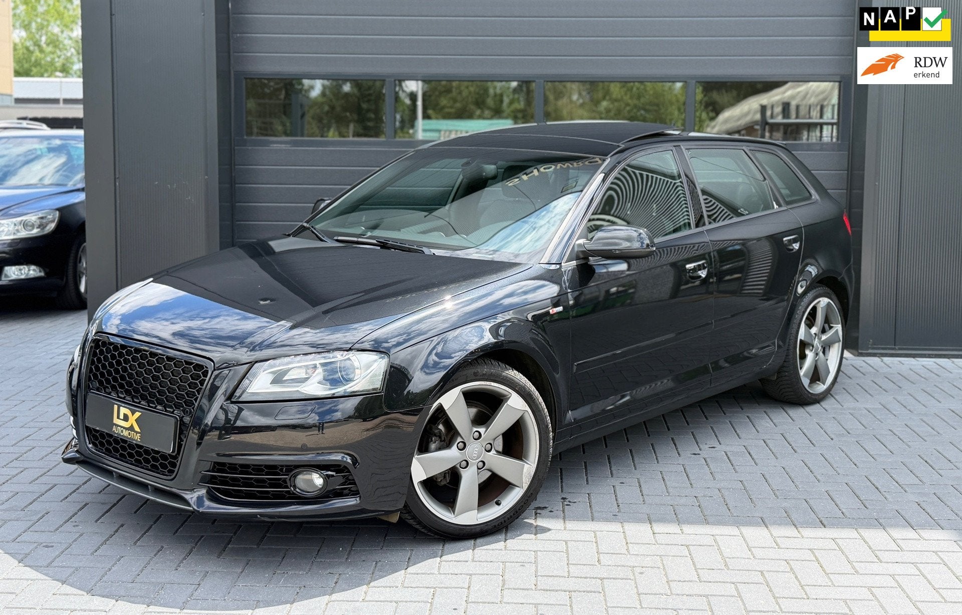 Audi A3 Sportback 1.8 TFSI Ambition Pro Line S|Pano|S-Line|B, Auto's, Audi, Euro 5, 15 km/l, Gebruikt, 4 cilinders