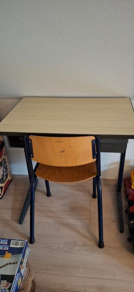 Vintage schoolstoel - Hout en Metaal, Gebruikt, Overige kleuren, Ophalen of Verzenden, Eén