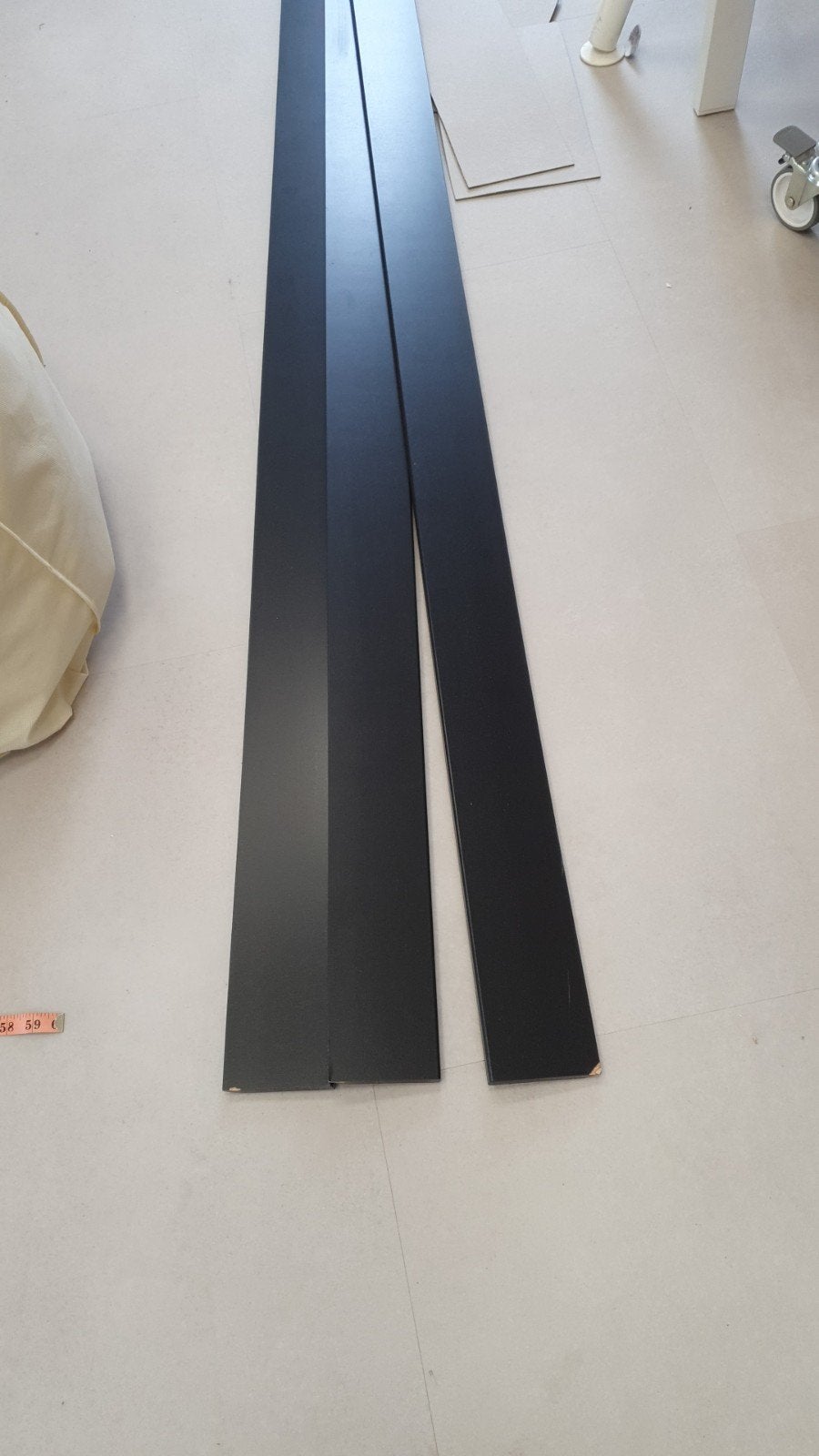 plinten zwart 250 cm lang 9 cm hoog, Doe-het-zelf en Verbouw, Plinten en Afwerking, Ophalen, Nieuw, Mdf, 200 tot 250 cm