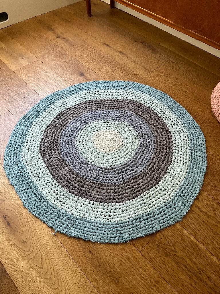 Vloerkleed Sebra, Huis en Inrichting, Ophalen, Blauw, Rond, Zo goed als nieuw