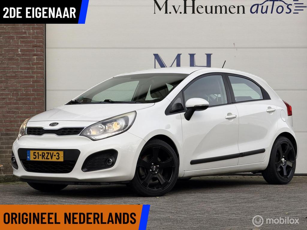 Kia Rio 1.4 102PK Automaat 17'' 2De Eigenaar Org. NED. Parke, Euro 5, Gebruikt, Zwart, 4 cilinders