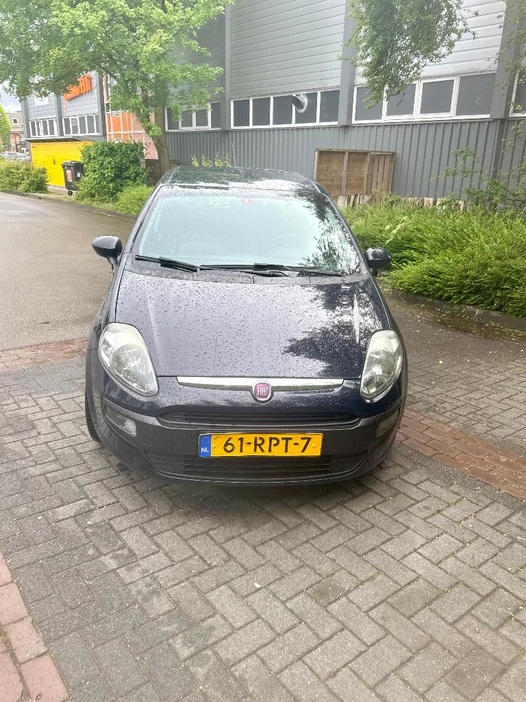 Fiat Punto 1.3 Multijet 62KW 5DR 2011 nachtblauw, Voorwielaandrijving, Zwart, 4 cilinders, Origineel Nederlands